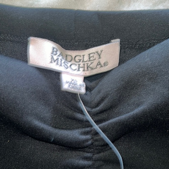 - Badgley Mischka b/w top - Picture 9 of 12